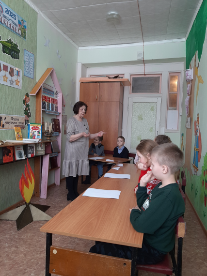 24 марта 1 класс посетили библиотеку.